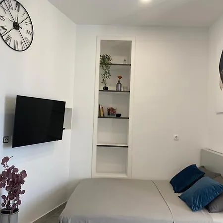 Apartment Vibes