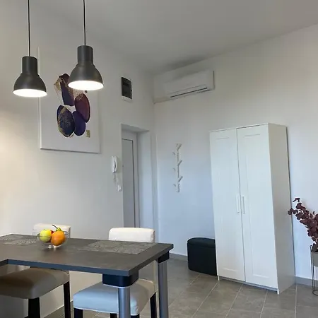 Vibes Διαμέρισμα Πούλα